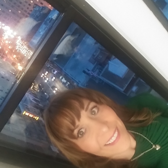 Meet your posher - Picture 6 of 7